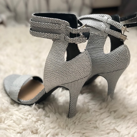 JustFab Ankle Strap Heel - Picture 4 of 5